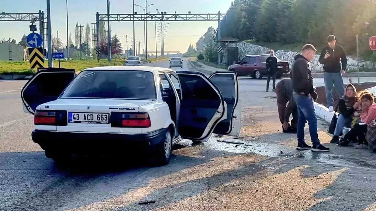 Kütahya'da Trafik Kazasında 7 Yaralı