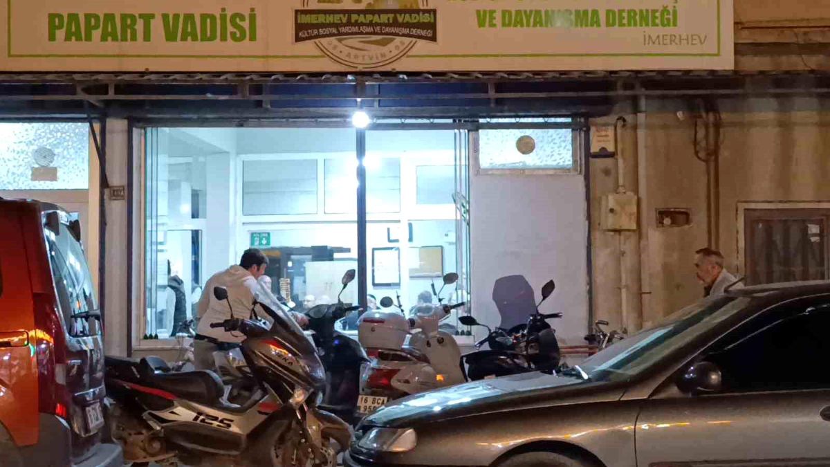 İnegöl'de Alacak Verecek Kavgası: 1 Yaralı