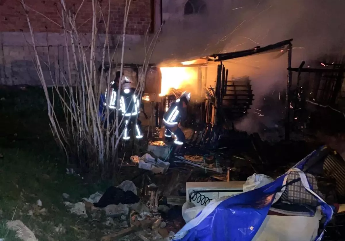 Malatya'da Baraka Yangını Kontrol Altına Alındı