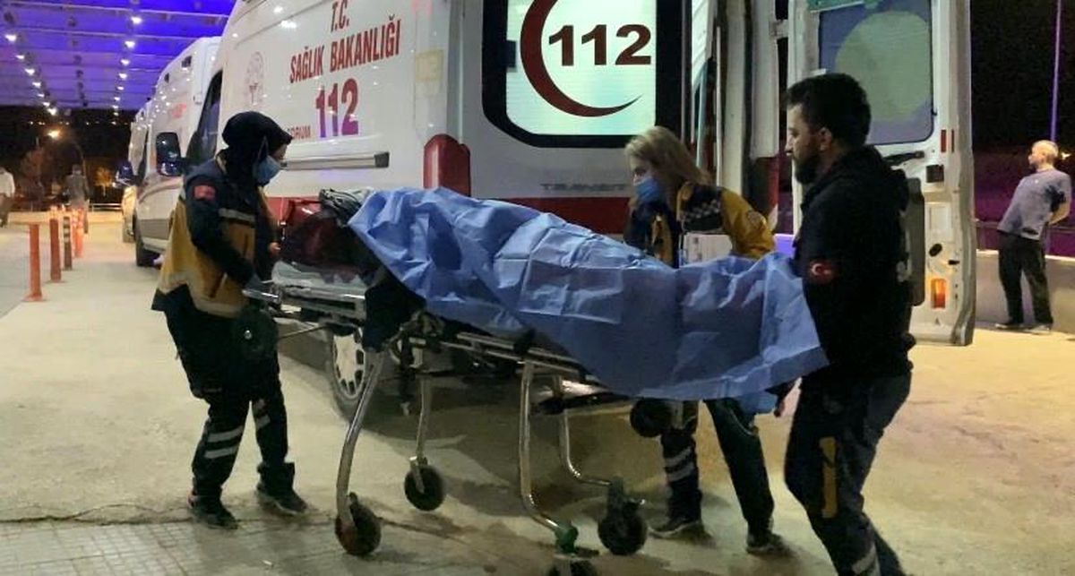 Çorum'da Takla Atan Otomobilin Sürücüsü ve Eşi Yaralandı