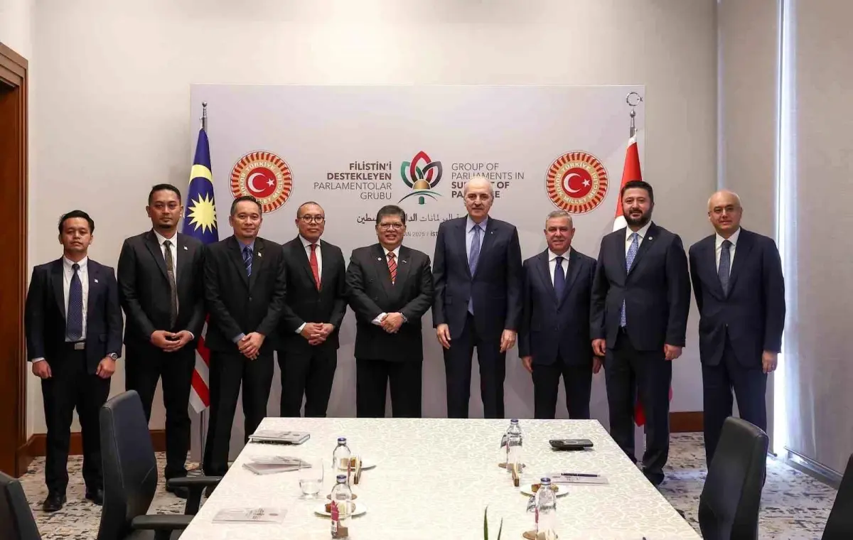 TBMM Başkanı Kurtulmuş, Malezya Temsilciler Meclisi Başkanı ile Filistin'i Destekleyen Parlamentolar Grubu Toplantısı'nı Görüşüyor