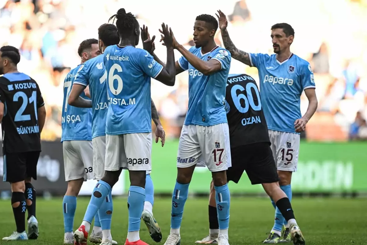 Trabzonspor, Adana Demirspor'u 1-0 mağlup etti