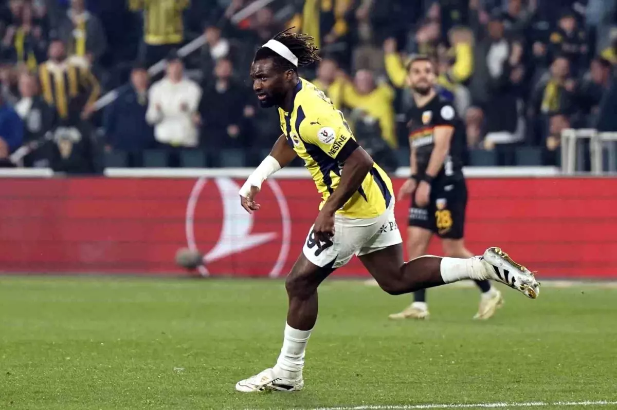 Allan Saint-Maximin, Kayserispor'a Karşı 4. Golünü Attı