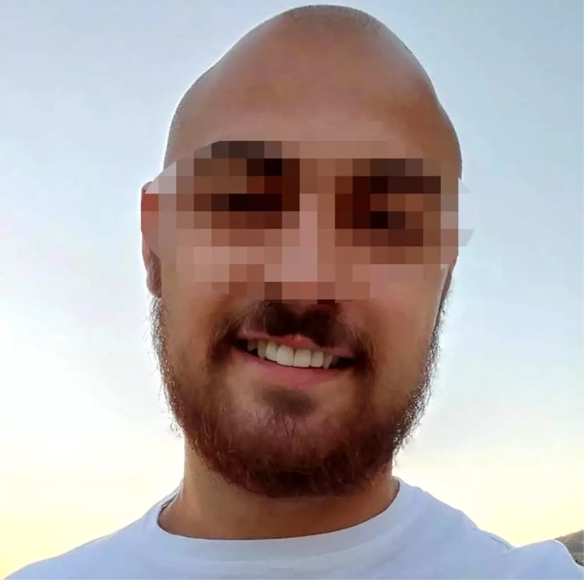 Eski TBMM Başkanvekili Ahmet Fehmi Işıklar'ın Oğlu Annelerini Öldürdü