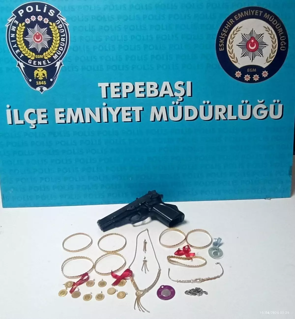 Eskişehir'de Dolandırıcılık Olayında 4 Şahıs Yakalandı