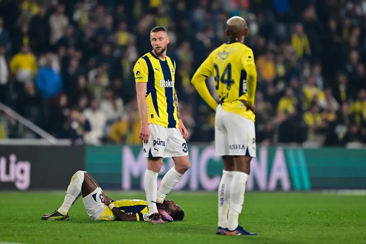 Fenerbahçe, Kayserispor ile 3-3 berabere kaldı