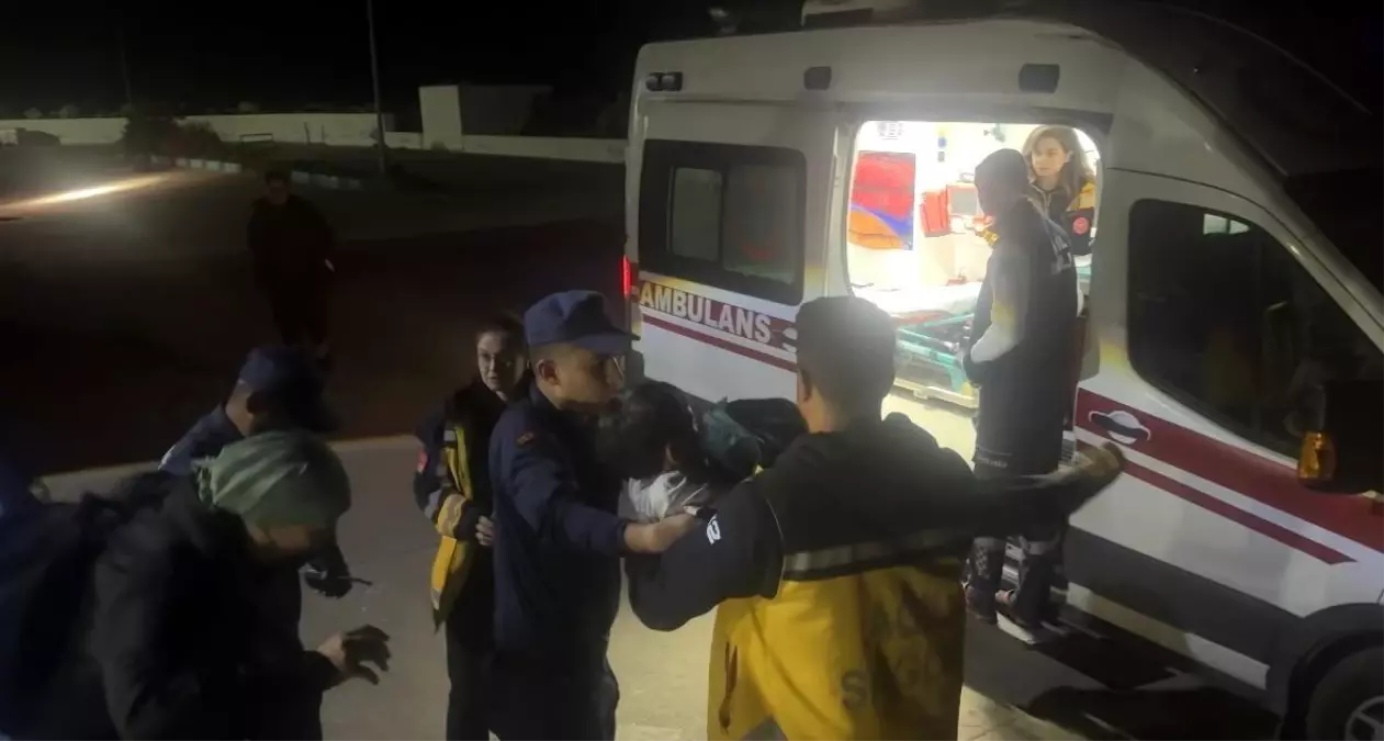 Gökçeada'da 8 Yaşındaki Çocuğun Tıbbi Tahliyesi Gerçekleştirildi