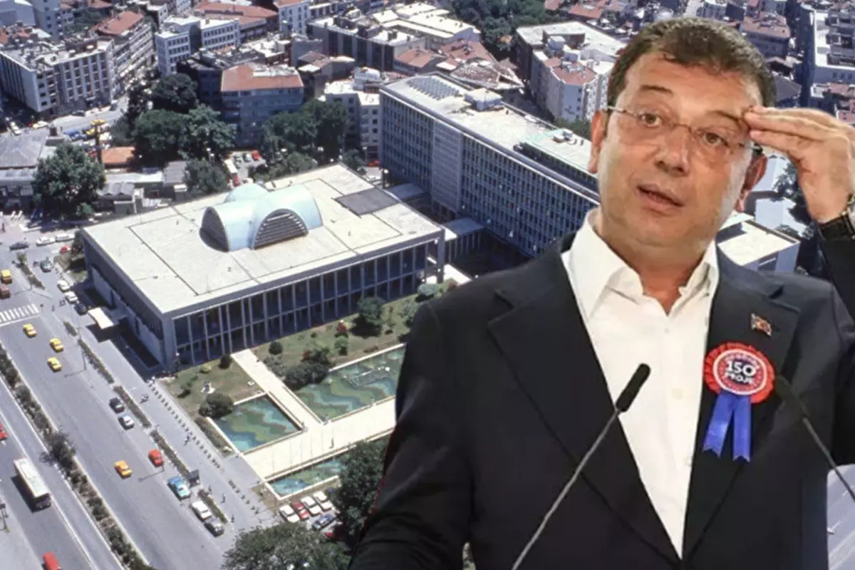 İBB'ye yönelik yolsuzluk soruşturması: İnşaat ruhsatı için '1 villa, 4 daire istendi' iddiası