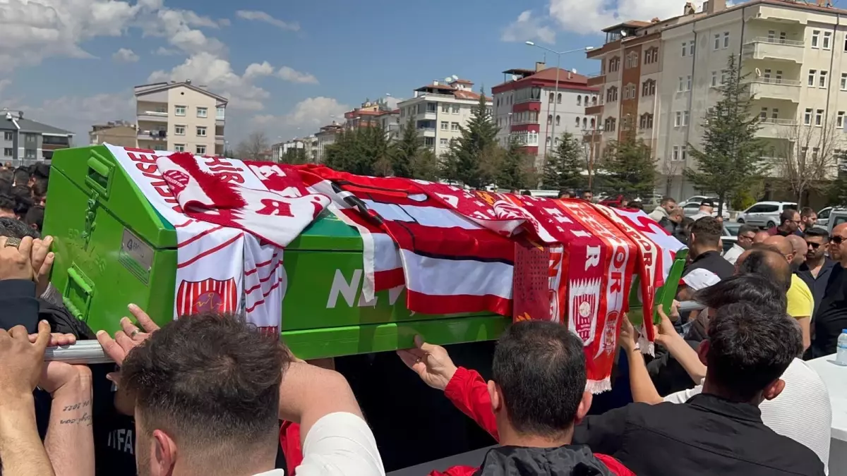 Nevşehir'de Kalp Krizi Geçiren Genç Hayatını Kaybetti