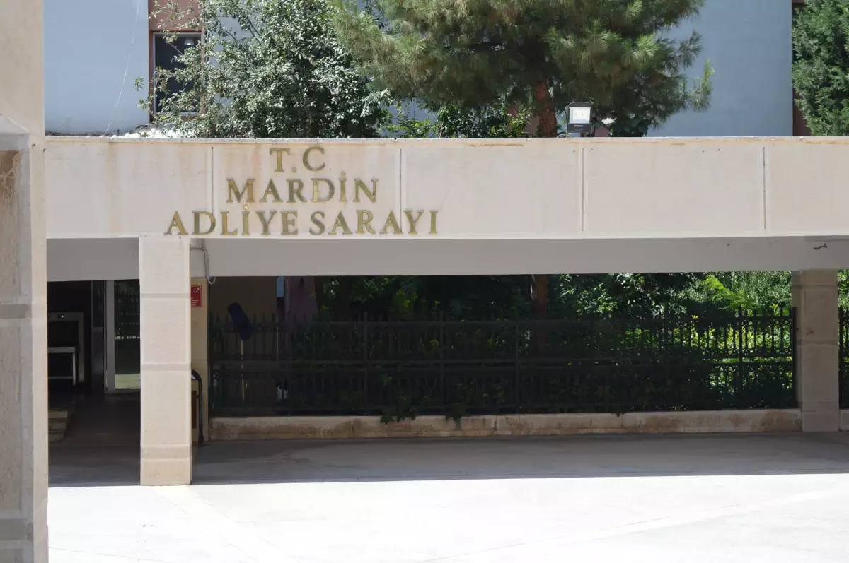 Kızıltepe'deki Silahlı Kavga Davası Tekrar Gündemde: Firarilerden İkisi Çocuk Sahibi Oldu