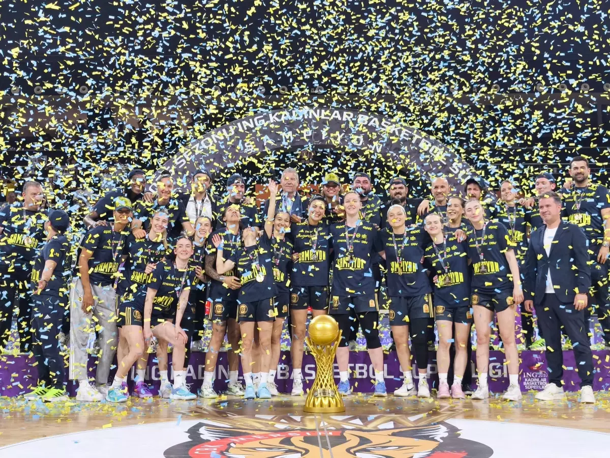 Fenerbahçe Opet Kadınlar Basketbol Süper Ligi Şampiyonu Oldu