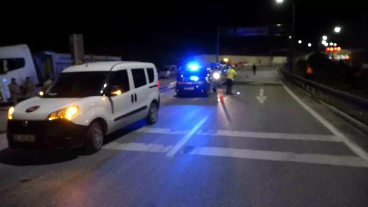 Malatya'da Erkenek Tüneli'nde Kömür Yüklü Tırda Yangın Çıktı