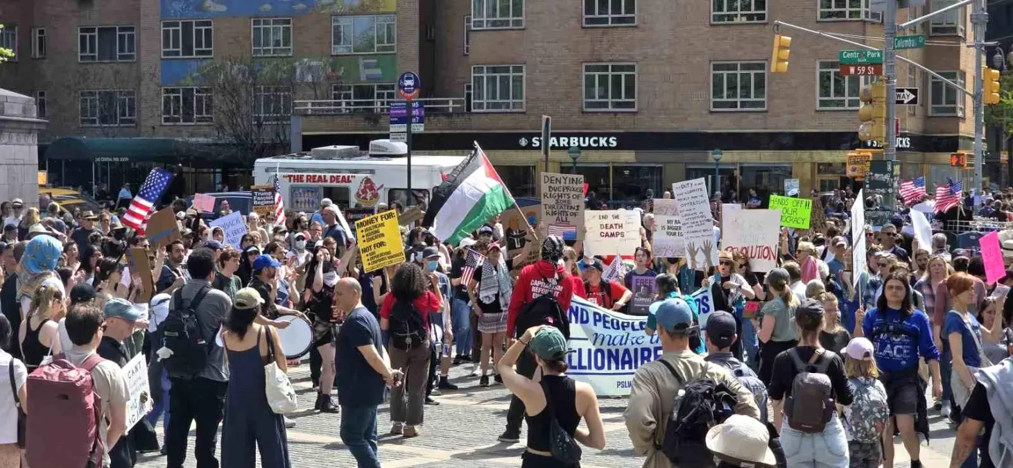 New York'ta Trump ve Musk'a Karşı Büyük Protesto