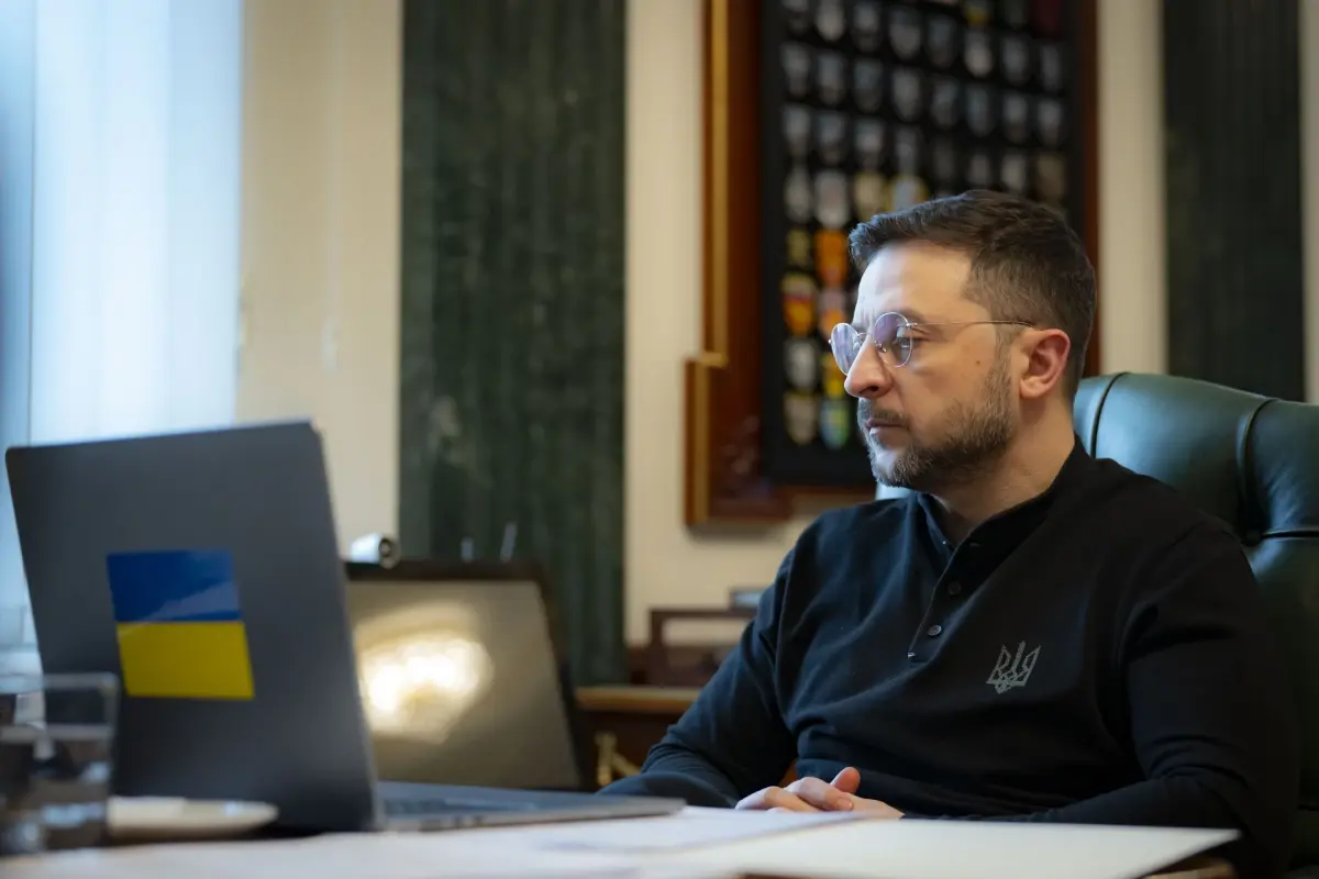 Zelenskiy: Rusya'nın Ateşkese Uymadığına Dikkat Çekti