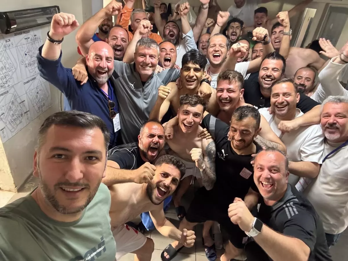 Ayvalıkgücü Belediyespor, 2'nci Lig'e Bir Adım Daha Yaklaştı