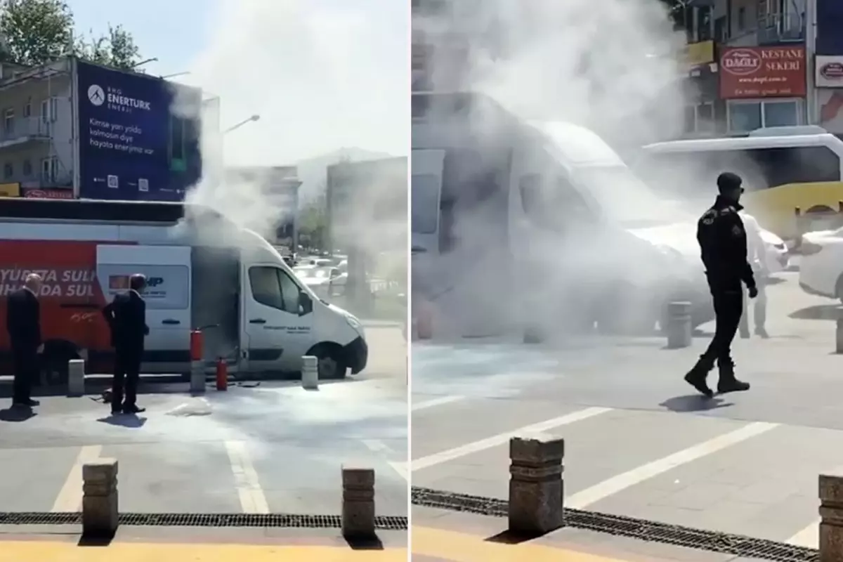 CHP seçim aracı kent merkezinde alevlere teslim oldu