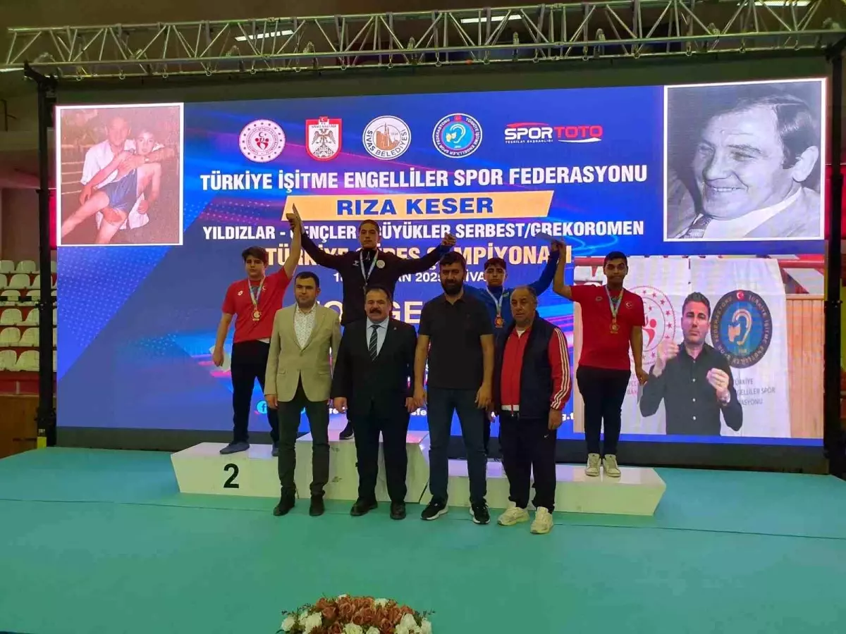 Osman Şimşek U-17 Türkiye Güreş Şampiyonu Oldu