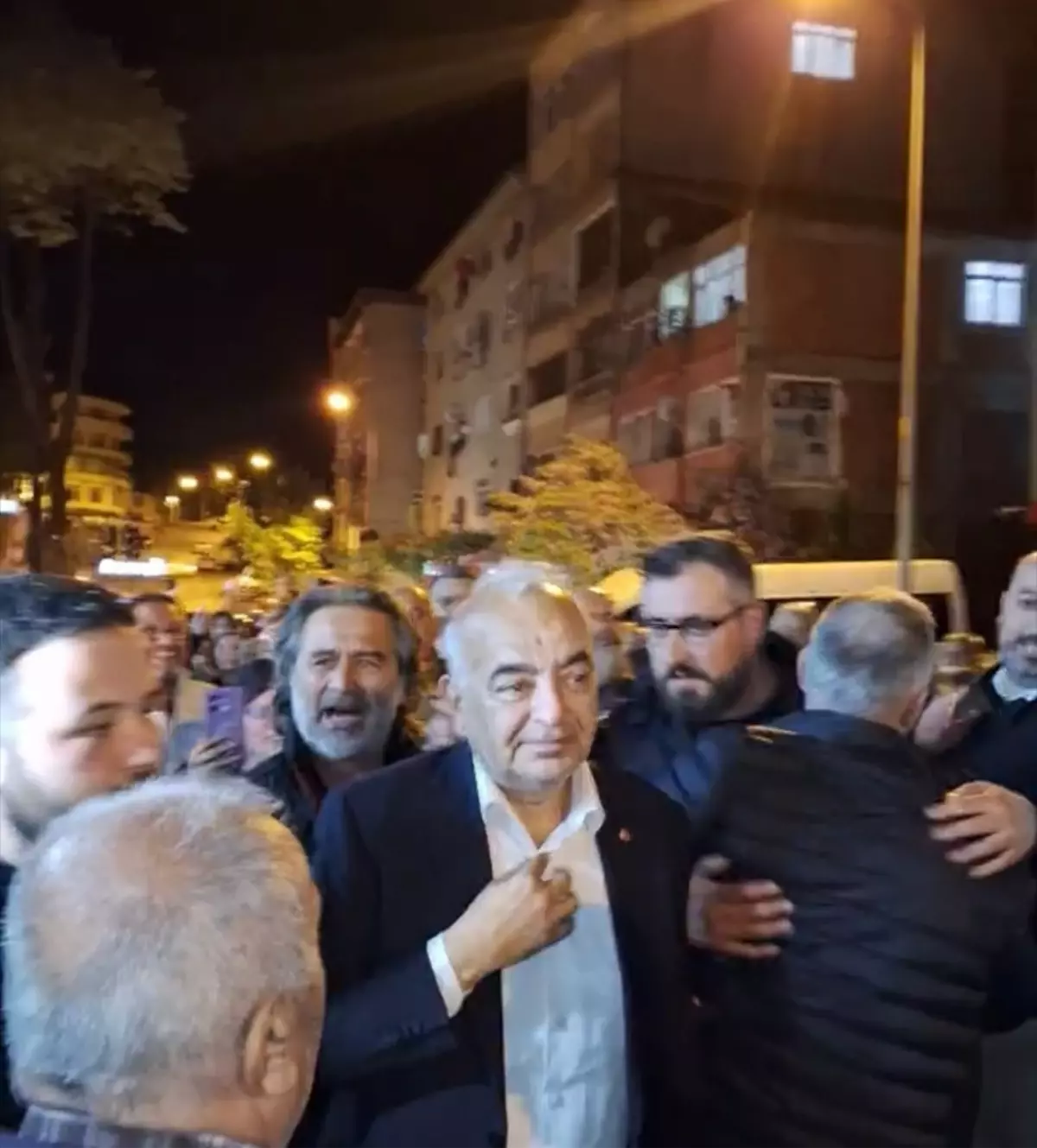Eski Başkan Bozkurt'a Ev Hapsi, 1 Tutuklama