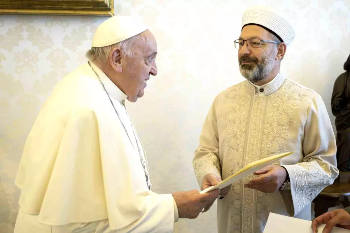 Diyanet İşleri Başkanı Ali Erbaş'tan Papa Franciscus'a Taziye Mesajı