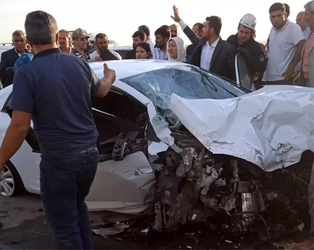 Şanlıurfa'da Ehliyetsiz Sürücünün Karıştığı Trafik Kazasında 6 Yaralı