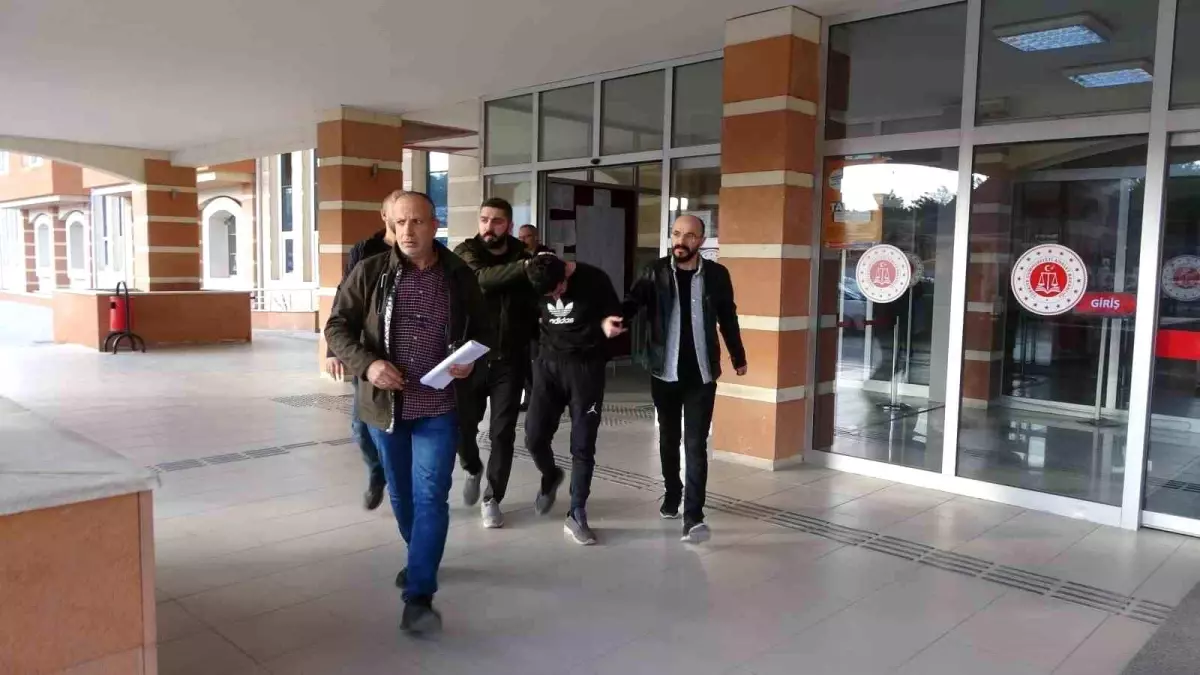 Uyuşturucu Etkisiyle Babasının Evini Basan Genç, Müebbet Hapis Cezasına Çarptırıldı