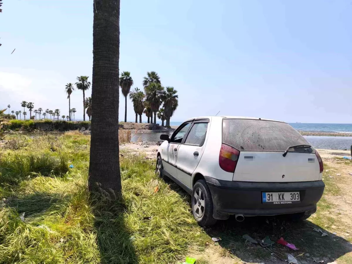 Hatay'da Araç İçinde Başından Vurulmuş Şahıs Ağır Yaralı