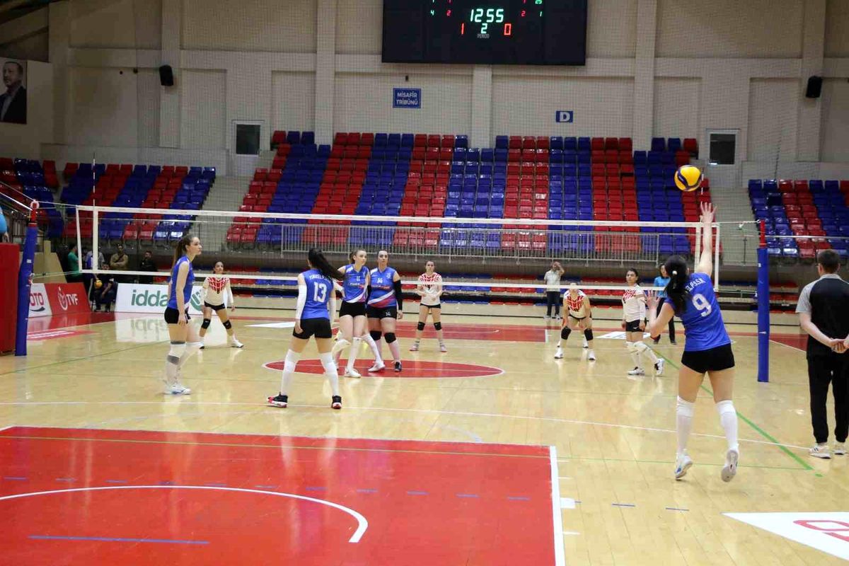 İşitme Engelliler Voleybol Şampiyonası Başladı