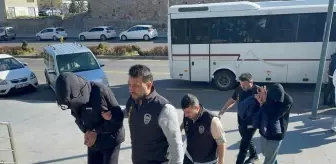 Jigolo operasyonundan PKK çıktı! Milyonları terör örgütüne aktarmışlar