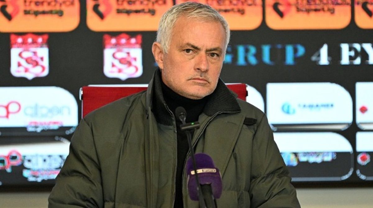 Jose Mourinho istifa etti mi? Jose Mourinho kovulacak mı?