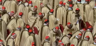 Katolik dünyasının en yüksek makamı: Papalık nedir?