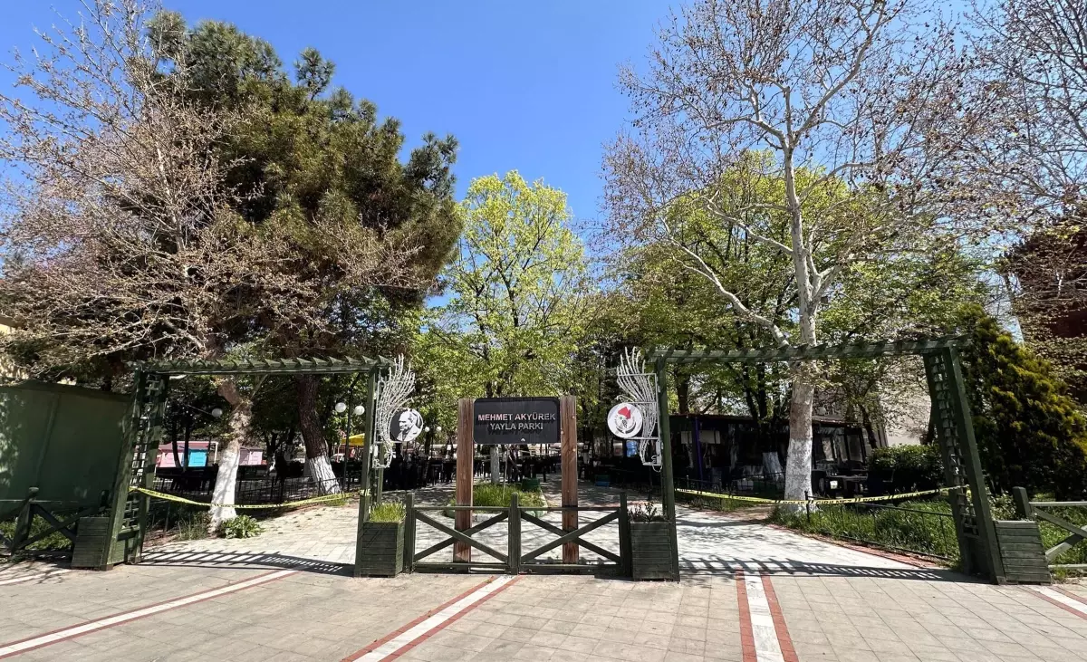 Kırklareli'de Süs Havuzunda Elektrik Akımı 4 Kişiyi Yaraladı