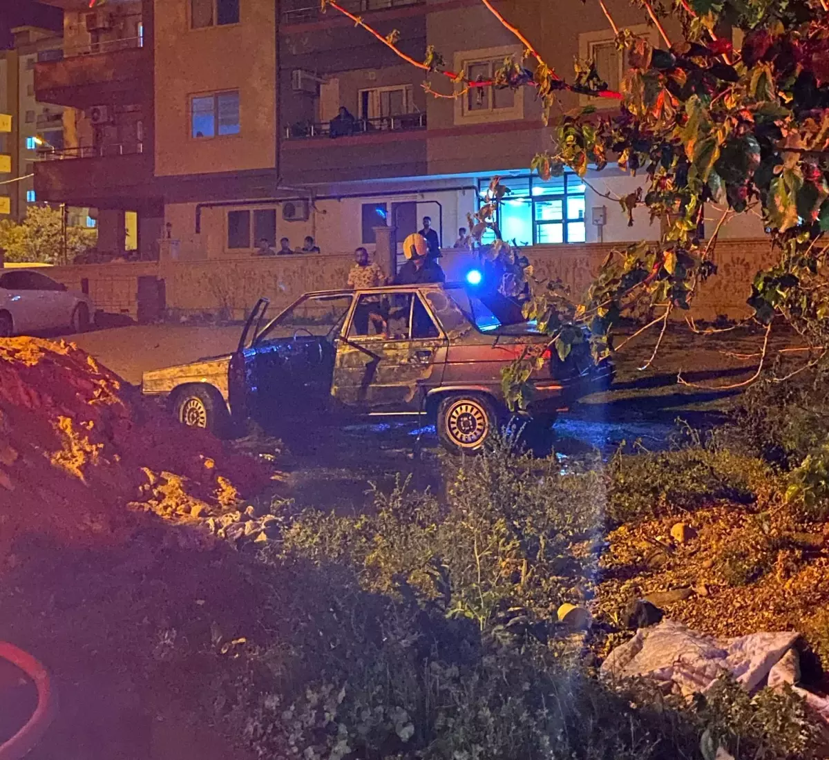 Adana'da LPG Tankı Patlayan Otomobil Alev Alev Yandı