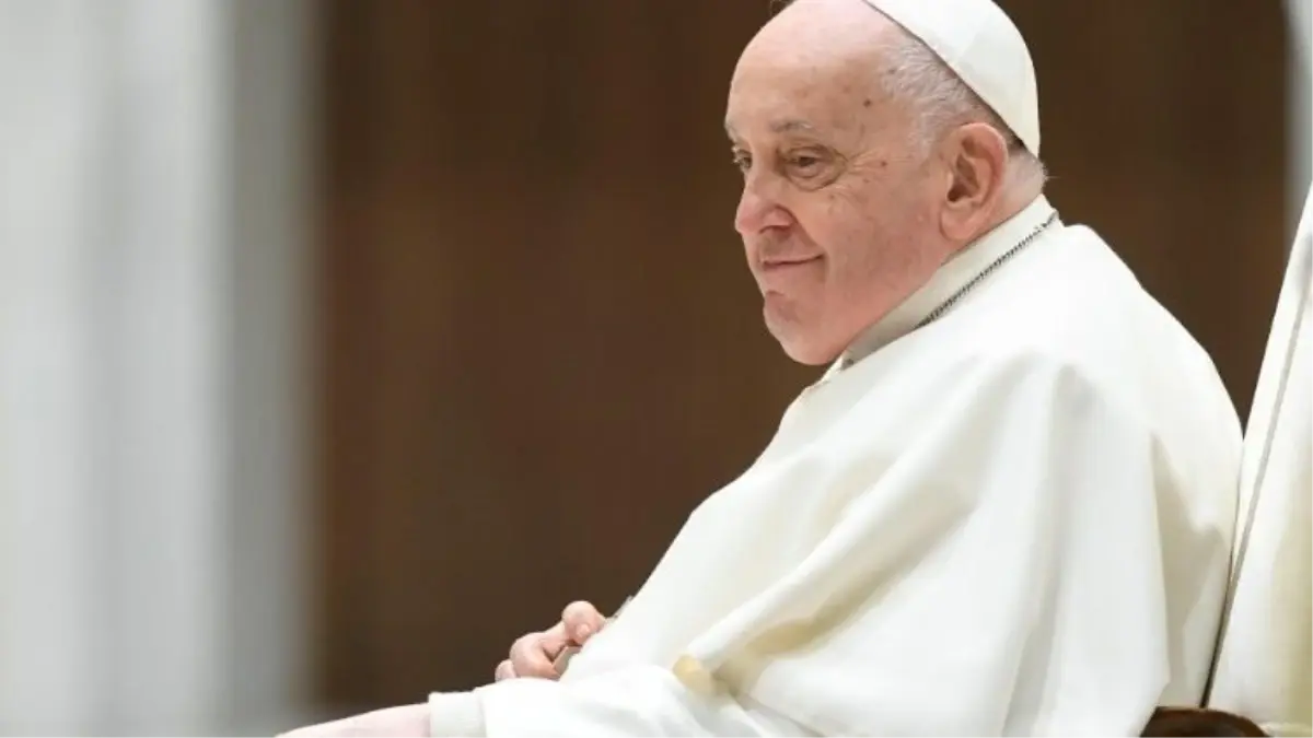 Papa Francis yaşamını yitirdi