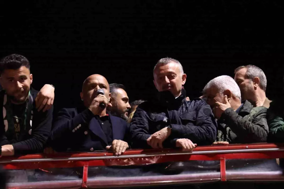 Kocaelispor 16 Yıl Aradan Sonra Süper Lig'de