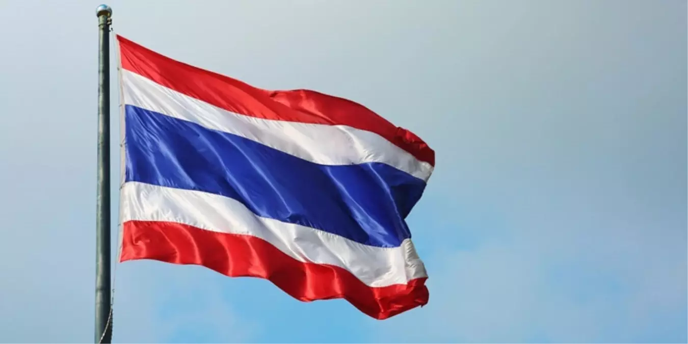 Tayland'da Bombalı Saldırılar: 17 Yaralı