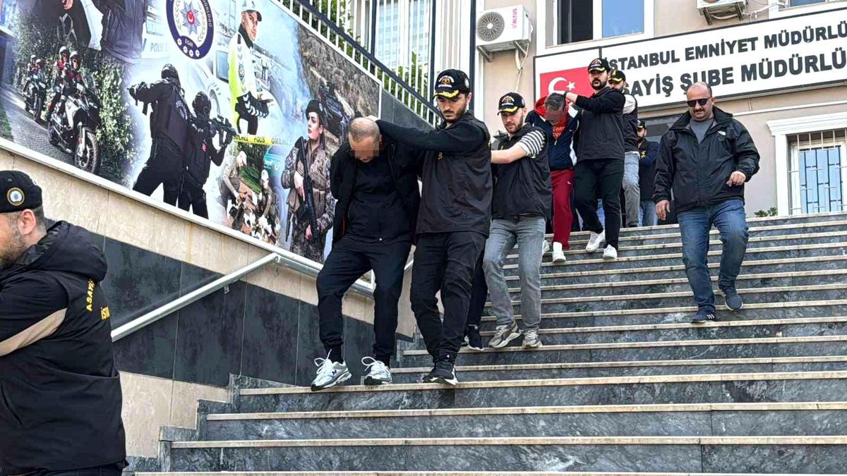 Almanya'da Dolandırıcılık Yapan 10 Şüpheli Türkiye'de Yakalandı