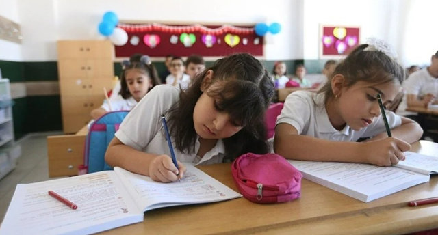 23 Nisan Ulusal Egemenlik ve Çocuk Bayramı kutlama mesajları ve sözleri eğlenceli, duygusal! (2025)