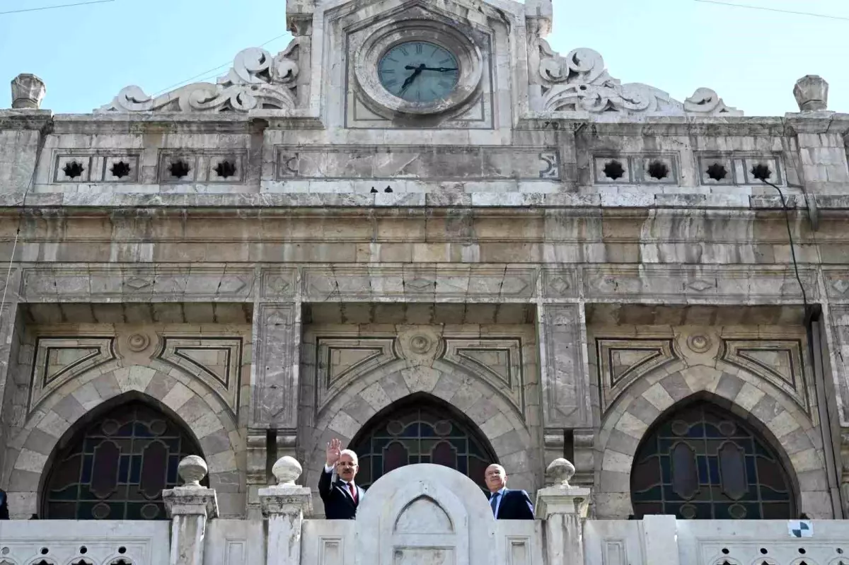 Ulaştırma ve Altyapı Bakanı Uraloğlu'ndan Suriye'de Önemli Açıklamalar