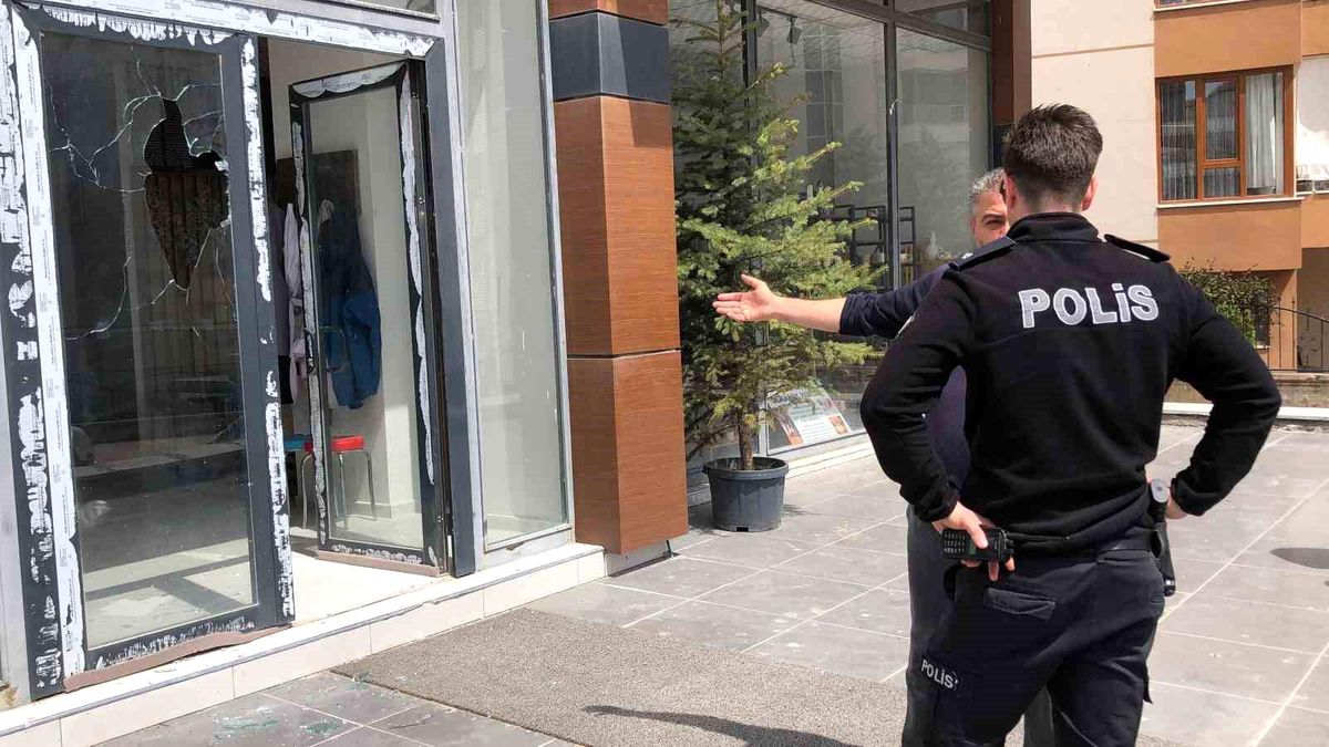Elazığ'da Klima Gürültüsü Nedenli Saldırı: Usta Öğretici Yaralandı
