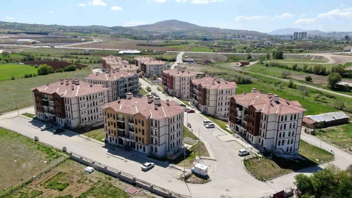 Devlet veriyor, insanlar istismar ediyor Devlet veriyor, insanlar istismar ediyor