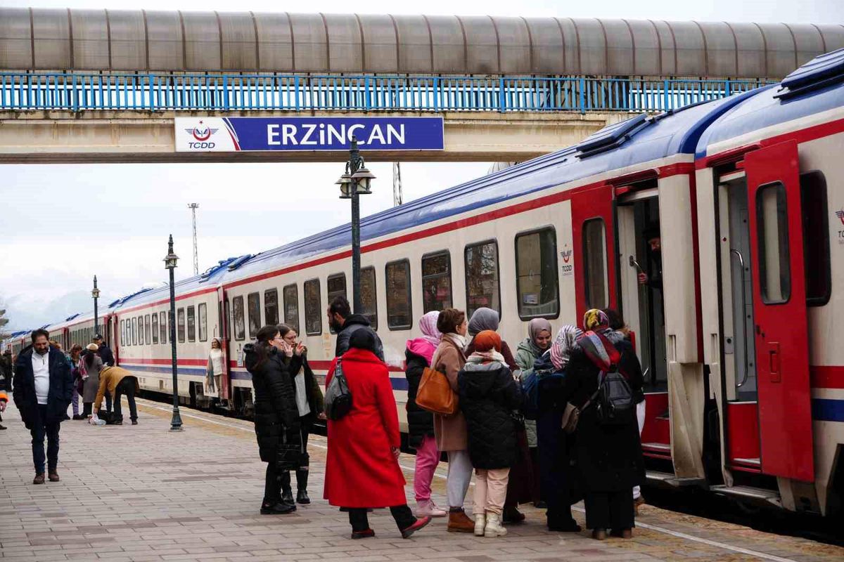 Yerli Turistlerin Yurt İçi Seyahat Harcamaları 2024'te Yüzde 82,5 Arttı