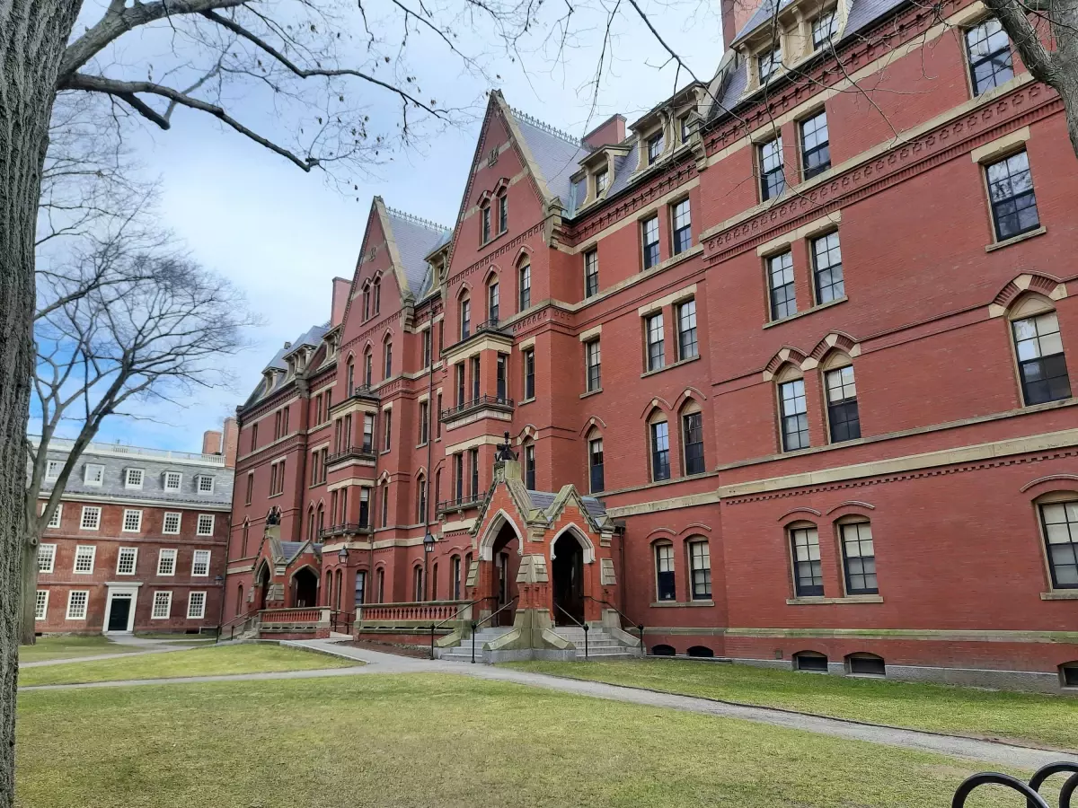 Harvard Üniversitesi, Trump Yönetimine Dava Açtı