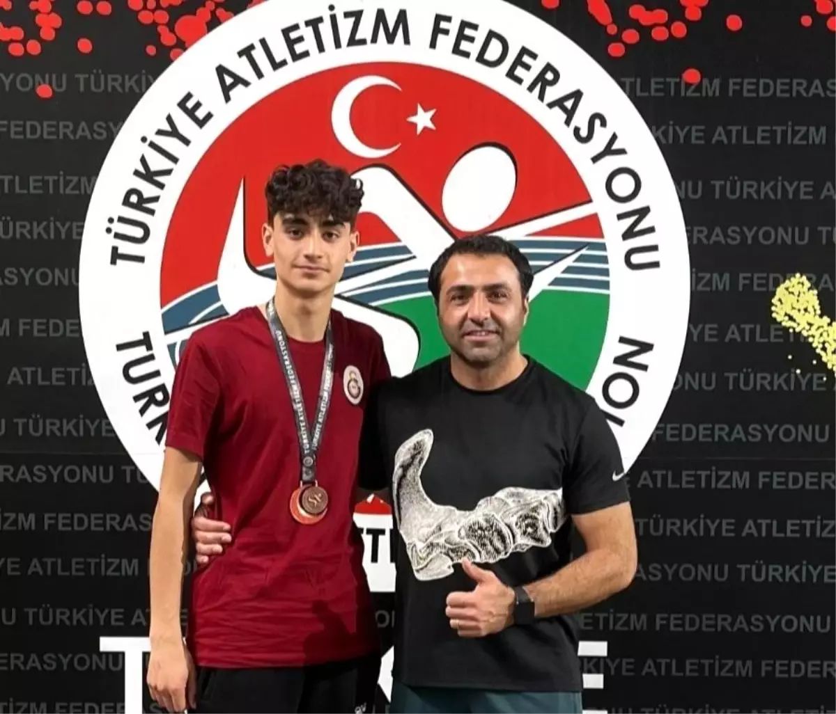 Erzincanlı Mahir İçli, Sem-Tohm Olimpik Deneme Yarışması'nda Türkiye Şampiyonu Oldu