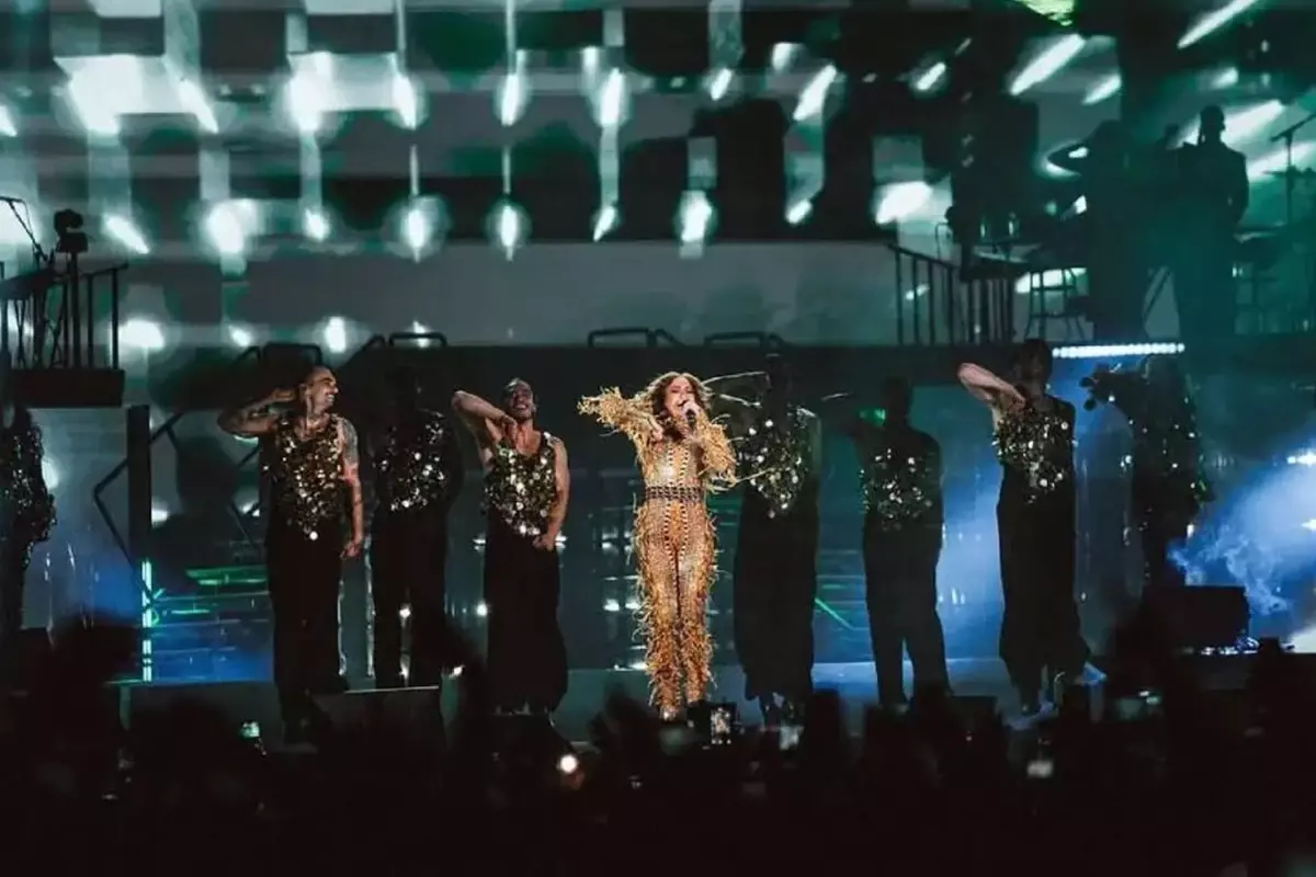 Jennifer Lopez'in Arabistan konseri ülkeyi karıştırdı