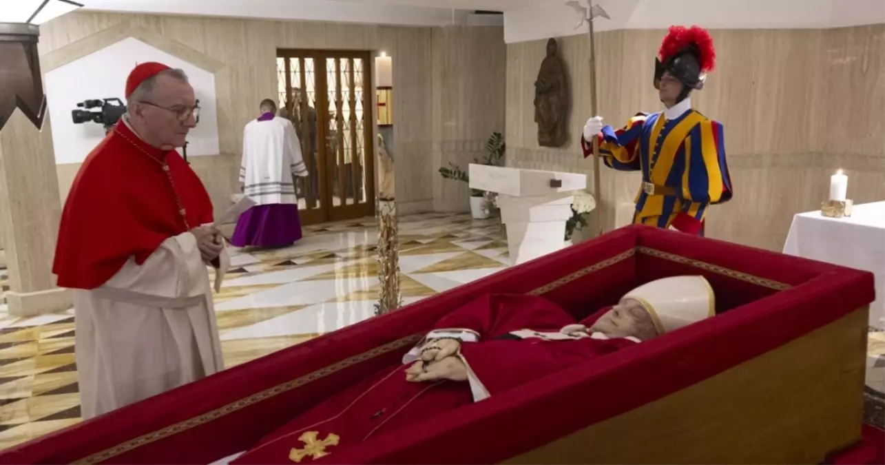 Papa Francis tabuttaki hali! Papa Francis tabuttaki hali nasıl?