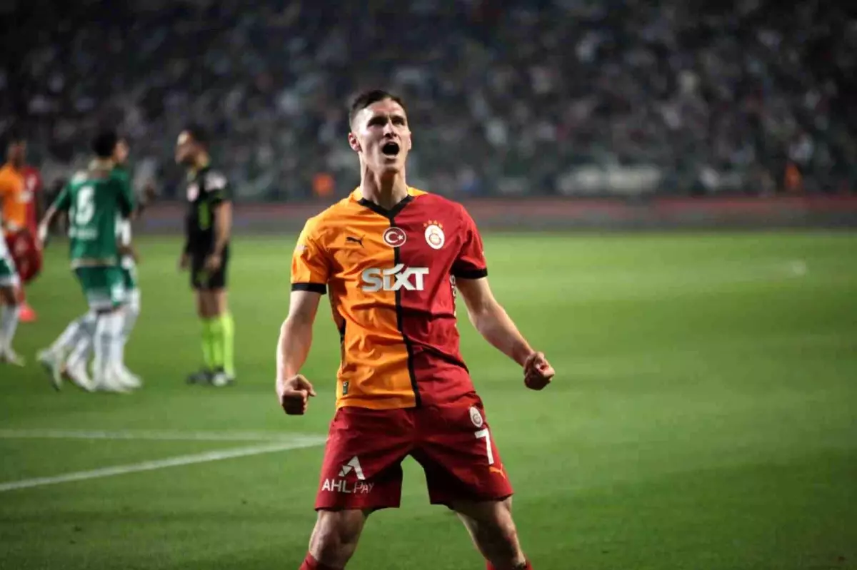 Roland Sallai Konyaspor Maçında İki Gol Attı