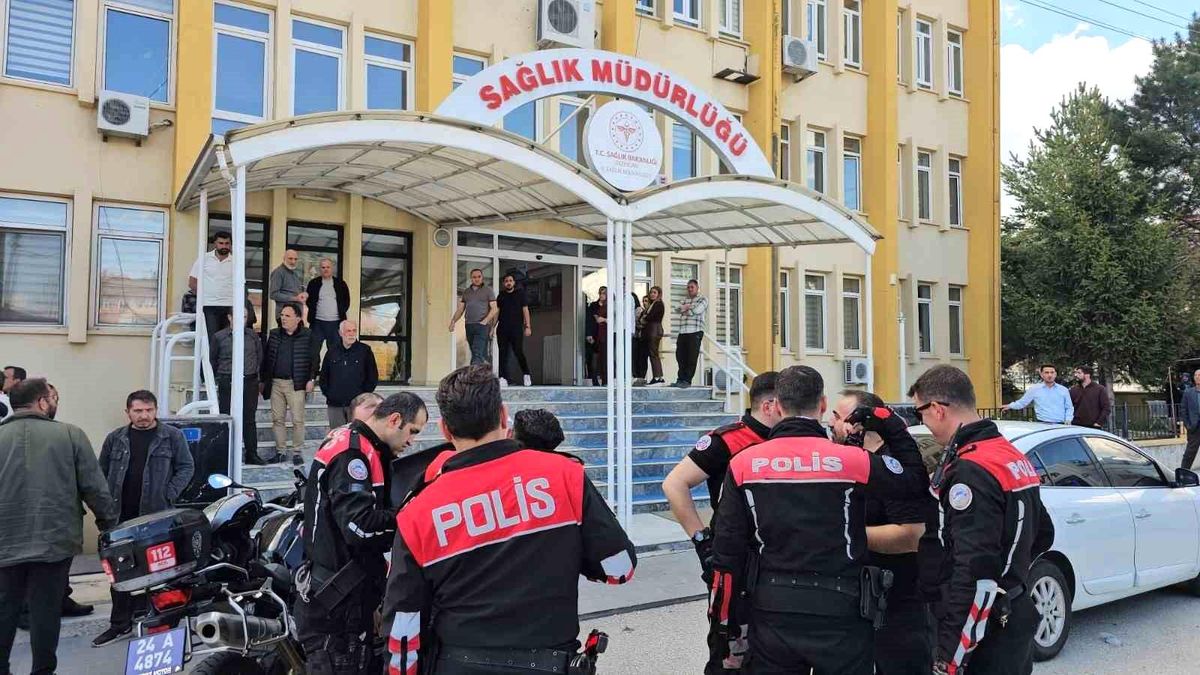 Erzincan'da Sağlık Müdürlüğüne Silahlı Saldırı: Zanlı Tutuklandı
