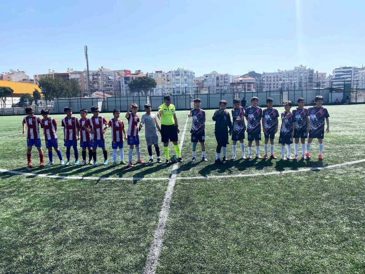 Afyonkarahisar Ortaokul Futbol Takımı, Aydın'da Zirveye Yerleşti