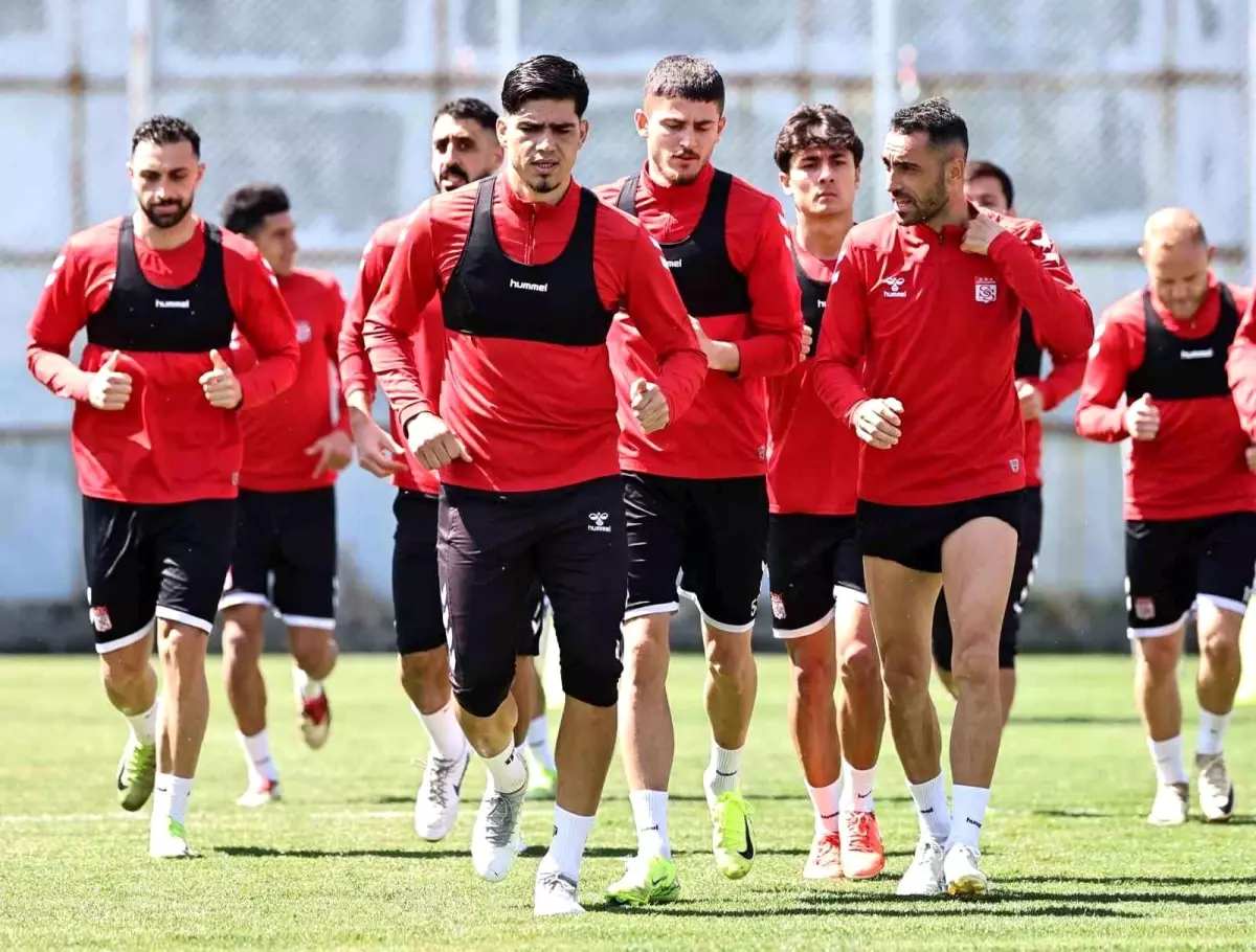 Sivasspor, Antalyaspor Maçı Hazırlıklarını Sürdürüyor
