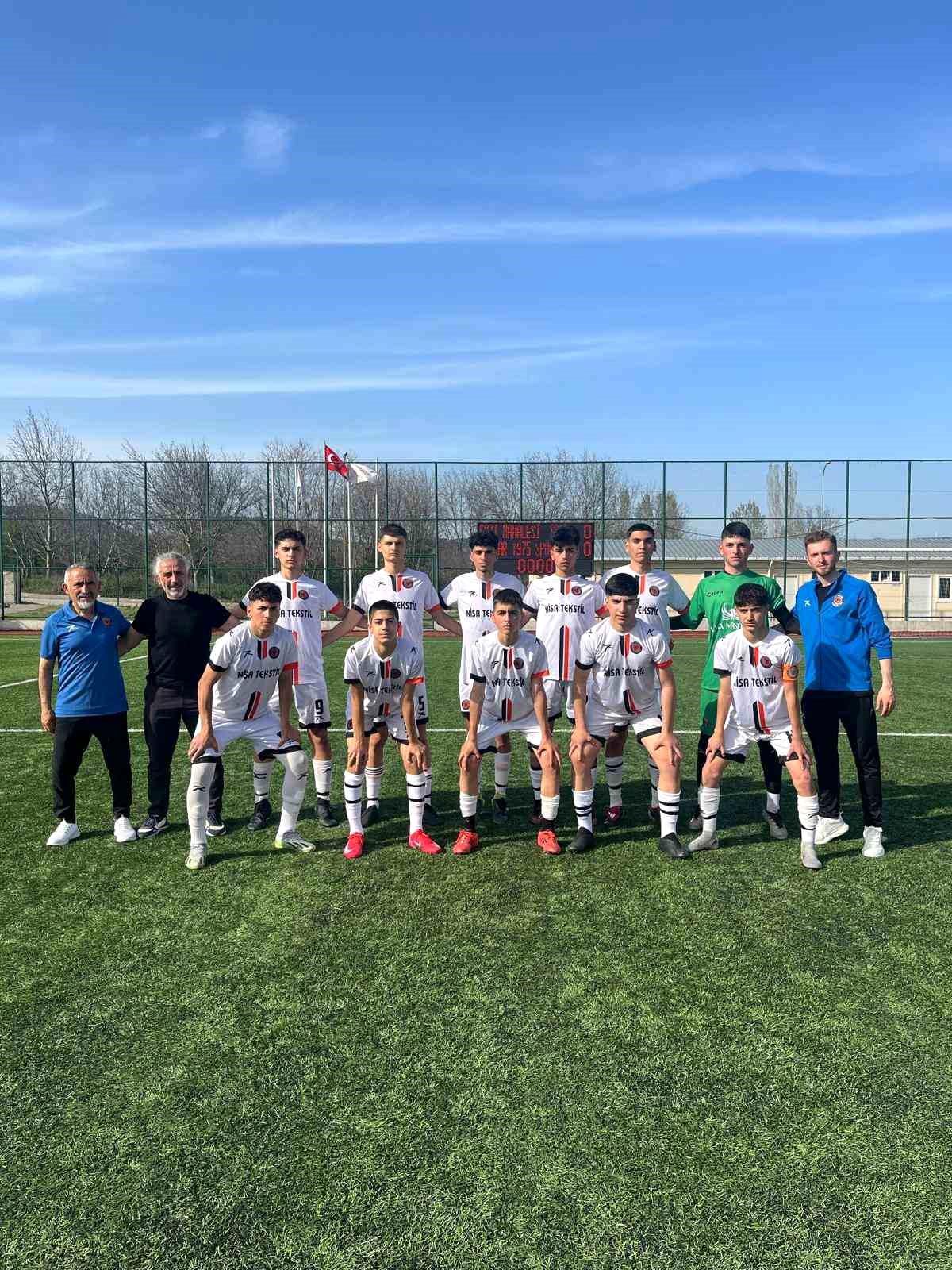 Gazi Mahallesispor U-16 Türkiye Şampiyonası'nda Şampiyon Oldu